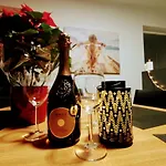 Villa Comfort For 6 & Loggia & Free Parking Žilina