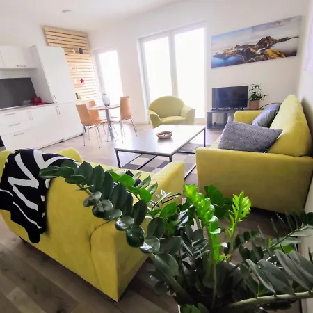 Comfort For 6 & Loggia & Free Parking Villa