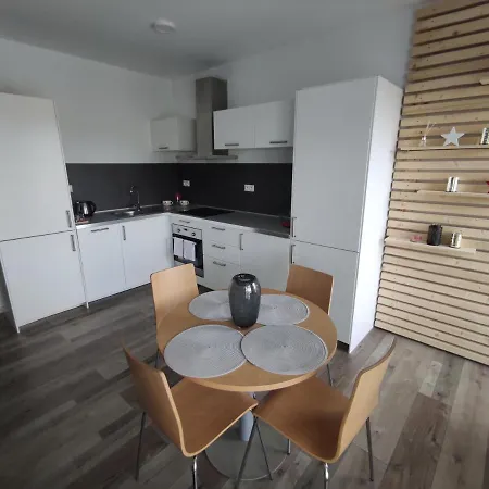 Comfort For 6 & Loggia & Free Parking Vila *