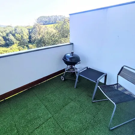 Villa Comfort For 6 & Loggia & Free Parking