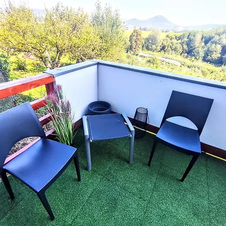 Villa Comfort For 6 & Loggia & Free Parking Žilina
