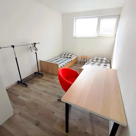 Villa Comfort For 6 & Loggia & Free Parking *