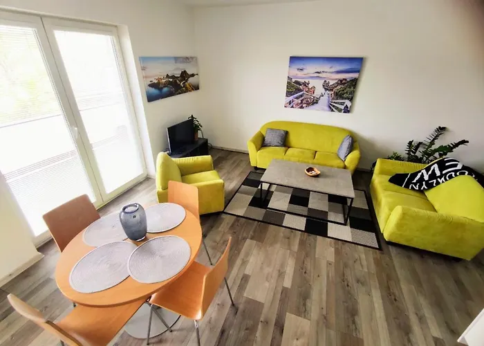 Comfort For 6 & Loggia & Free Parking Villa