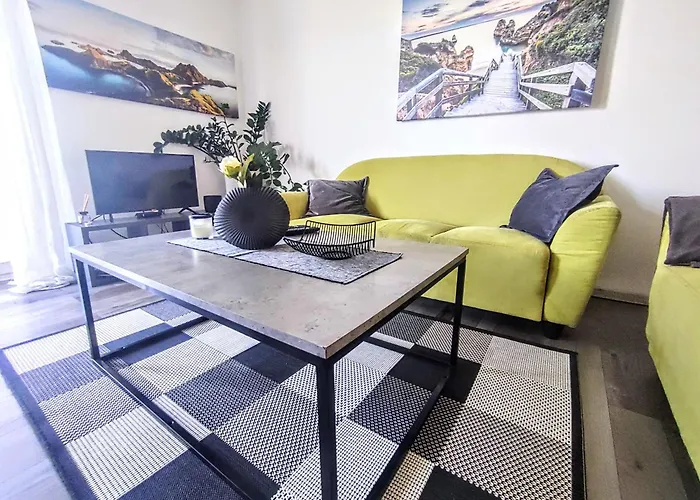 Comfort For 6 & Loggia & Free Parking Villa *
