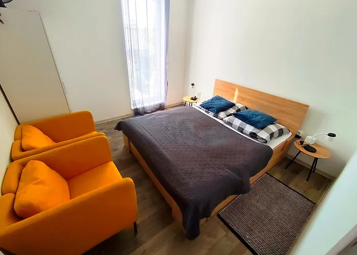 Comfort For 6 & Loggia & Free Parking Villa *